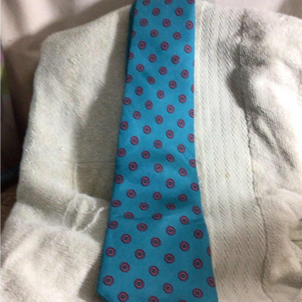 Men's Teal Dot-Pattern Tie - Modern Dress Accessory